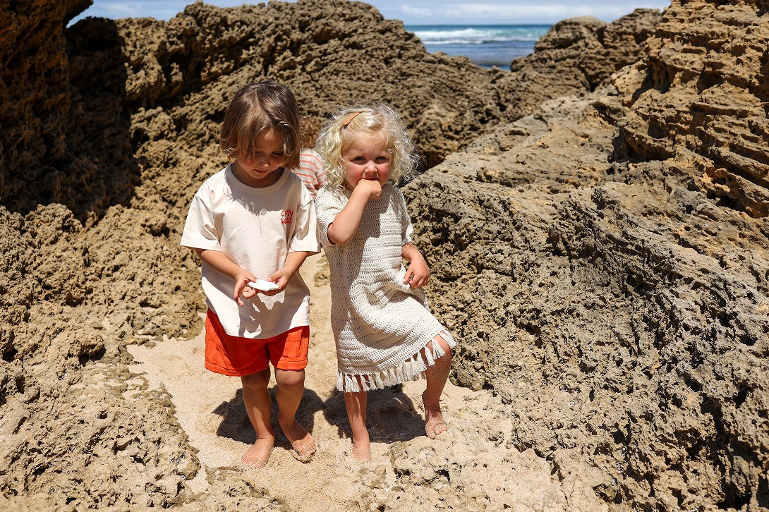 【GROWN】Organic Everyday Palm Tee Natural Tシャツ 12-18m,18-24m,2-3y,3-4y  | Coucoubebe/ククベベ