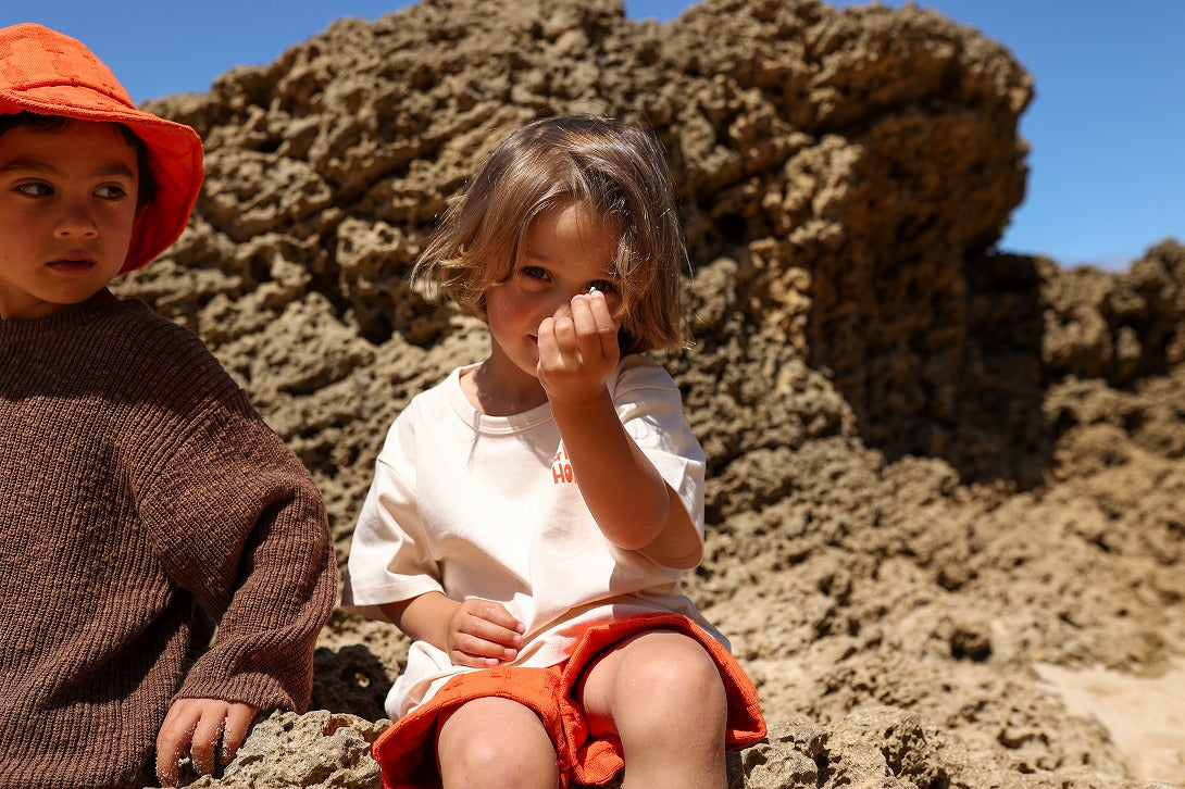 【GROWN】Organic Everyday Palm Tee Natural Tシャツ 12-18m,18-24m,2-3y,3-4y  | Coucoubebe/ククベベ