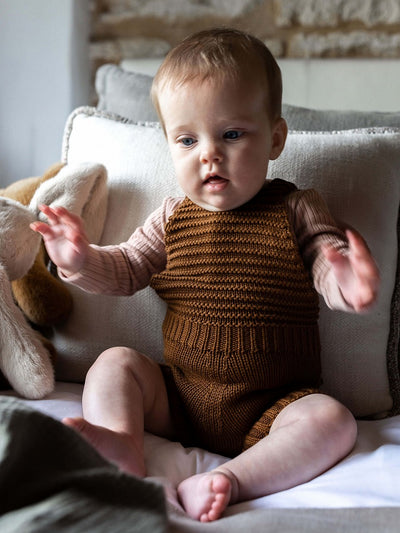 【THE SIMPLE FOLK】The Knit Romper mocha ロンパース 6-9m,9-12m,12-18m（Sub Image-3） | Coucoubebe/ククベベ