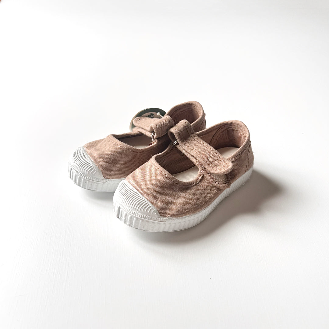 【Cienta】ベルクロワンストラップ BEIGE size21-26  | Coucoubebe/ククベベ