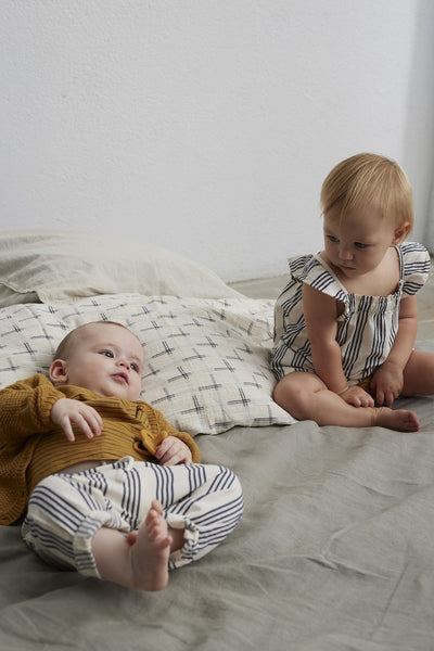 【my little cozmo】【30%OFF】Vintage stripes baby pants Ivory パンツ 12m,18m,24m（Sub Image-5） | Coucoubebe/ククベベ