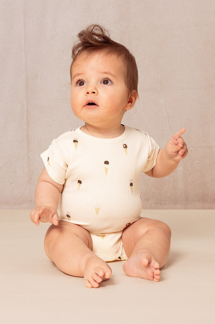 【STUDIO BOHEME】BODYSUIT BAMA ECRU ICECREAM ロンパース 6m,12m,18m  | Coucoubebe/ククベベ