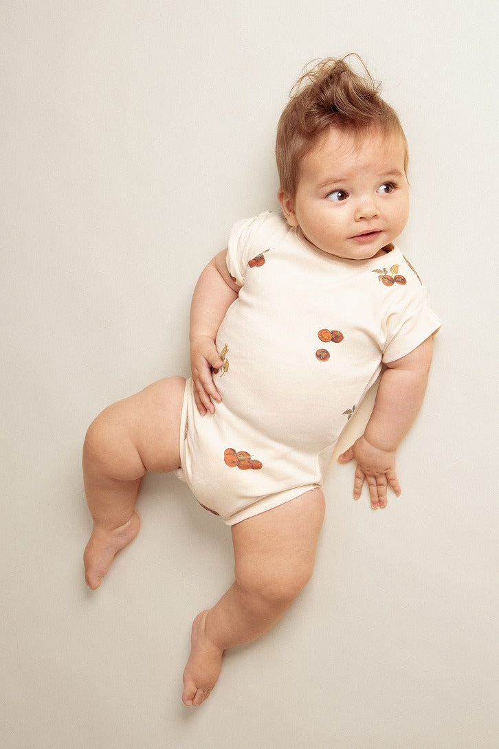 【STUDIO BOHEME】BODYSUIT BAMA ECRU TOMATO ロンパース 6m,12m,18m  | Coucoubebe/ククベベ