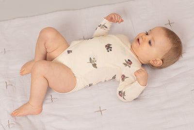 【STUDIO BOHEME】【9月上旬発送】HOHO BODYSUIT ECRU/BLACKBERRIES ロンパース 3m,6m（Sub Image-5） | Coucoubebe/ククベベ