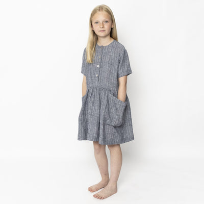 【AS WE GROW】Pocket dress Pinstriped denim ワンピース 6-18m,18-36m,3-5y（Sub Image-3） | Coucoubebe/ククベベ