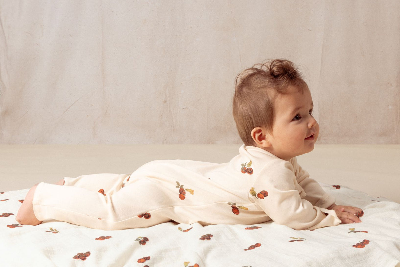 【STUDIO BOHEME】XL SWADDLE DOUDOU ECRU TOMATO スワドル  | Coucoubebe/ククベベ