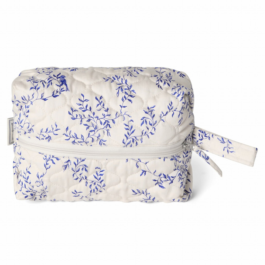 【garbo&friends】Jardim Satin Quilted Toiletry Bag Small キルティングトイレタリーバッグ  | Coucoubebe/ククベベ