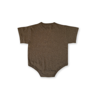 【GROWN】Organic Sardine Oversized Romper Mud ロンパース 3-6m,6-12m,12-18m（Sub Image-2） | Coucoubebe/ククベベ