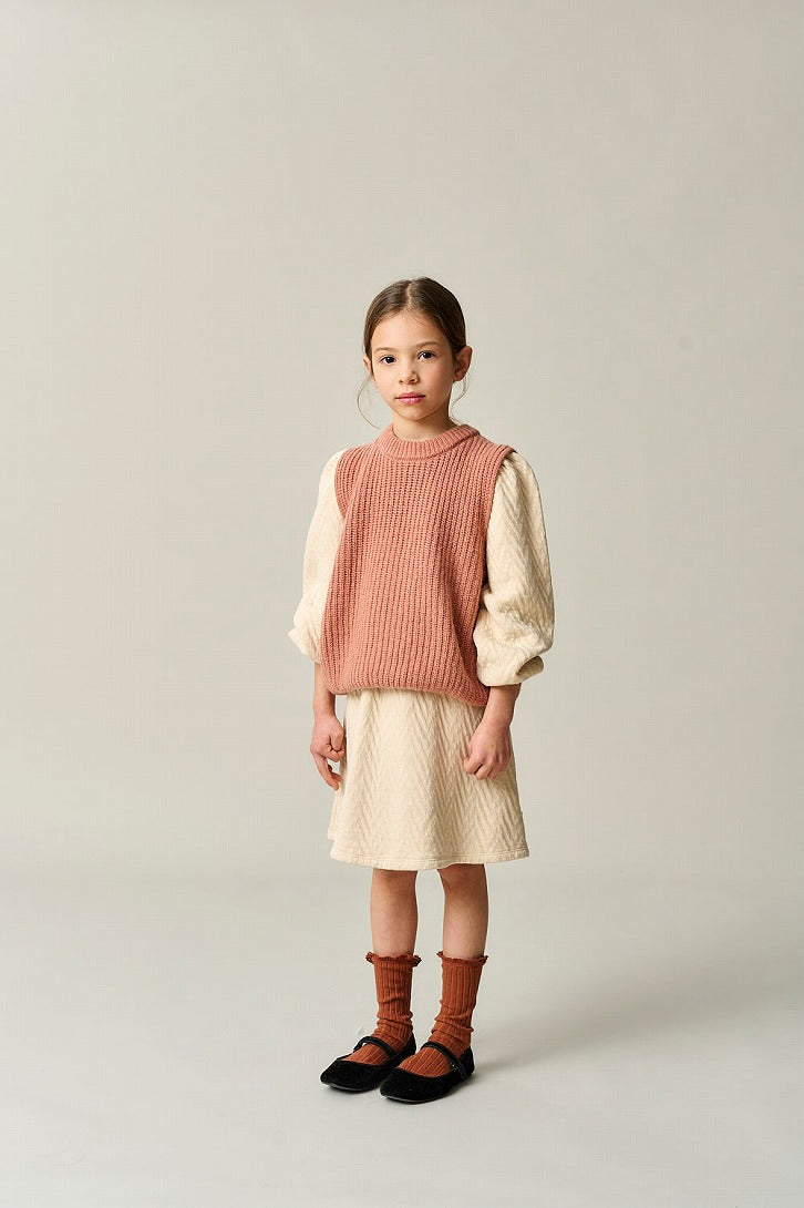 【my little cozmo】【40%OFF】Quilted zigzag dress Stone ワンピース 2Y,4Y  | Coucoubebe/ククベベ