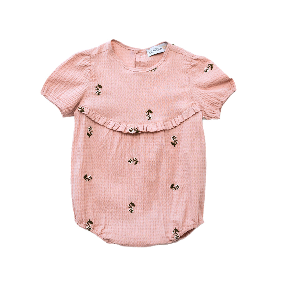【KOKORI】【40％off】PEARL ROMPERS  POUDRE FLOWERS　刺繍ロンパース　12/18m,18/24m  | Coucoubebe/ククベベ