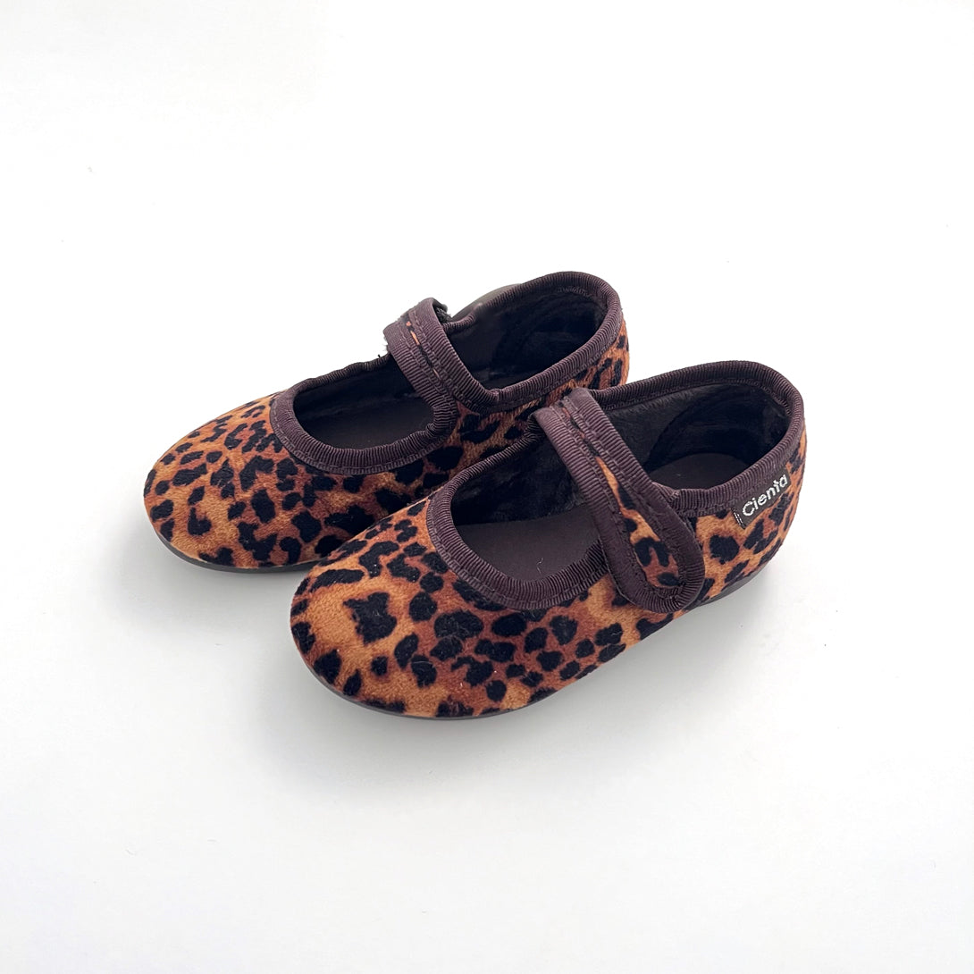 【cienta】ベロアワンストラップシューズ  Leopard MARRON size23-27  | Coucoubebe/ククベベ