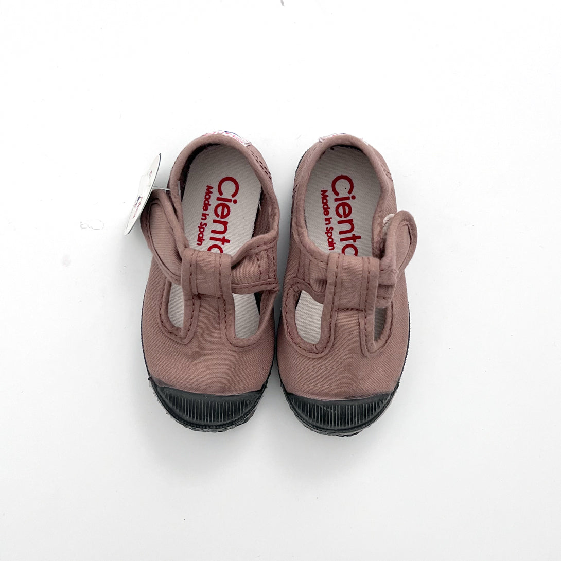 【Cienta】T strap shoes dyed BEIGE Tストラップシューズ size21-26  | Coucoubebe/ククベベ