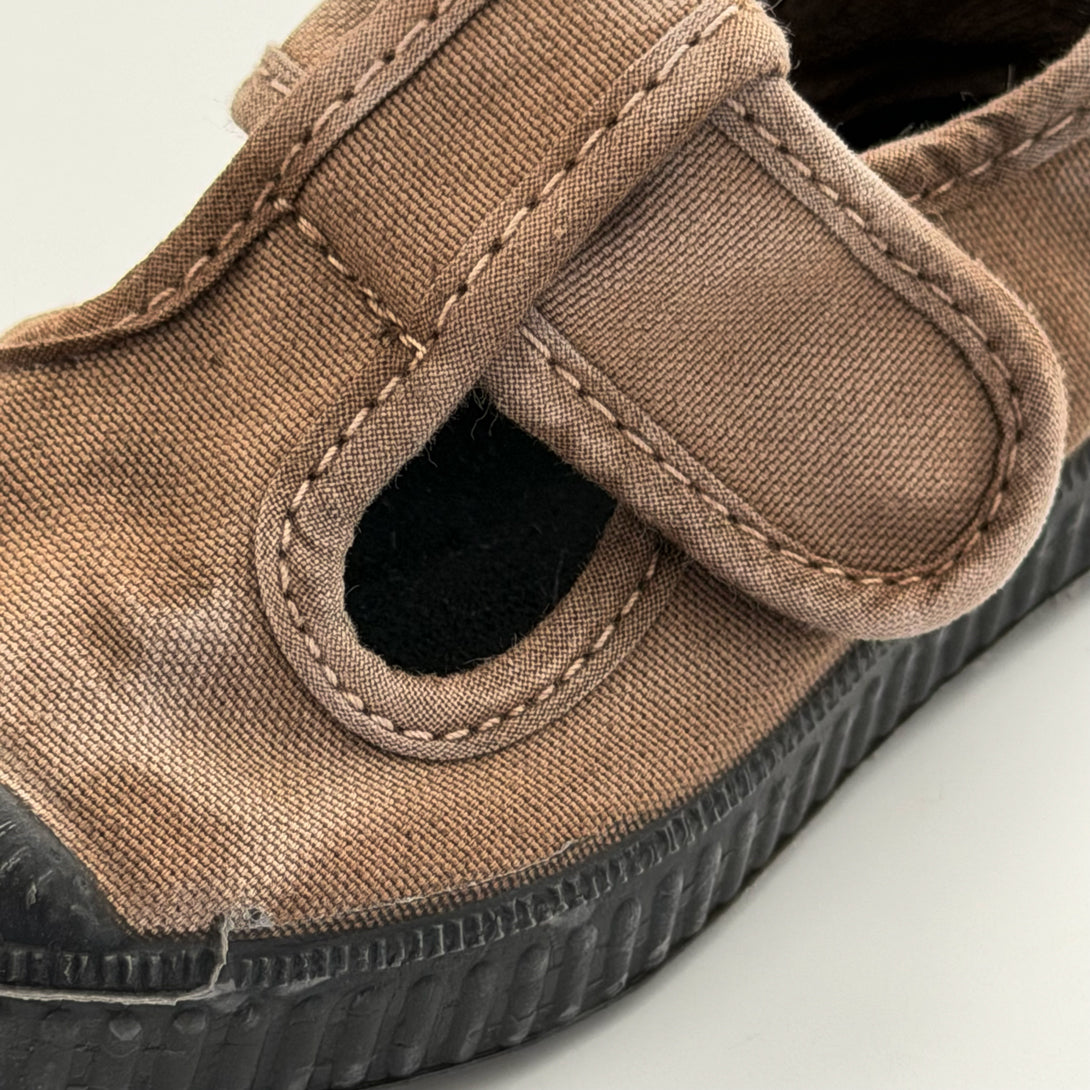 【Cienta】T strap shoes dyed BEIGE ENZ. ムラ染めTストラップシューズ size21-26  | Coucoubebe/ククベベ
