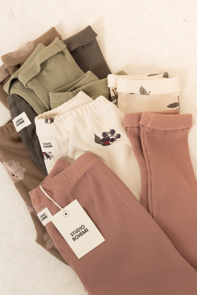 【STUDIO BOHEME】【9月上旬発送】ROM POM LEGGINGS ECRU/BLACKBERRIES レギンス 6m,12m,18m,24m,36m,4y（Sub Image-6） | Coucoubebe/ククベベ