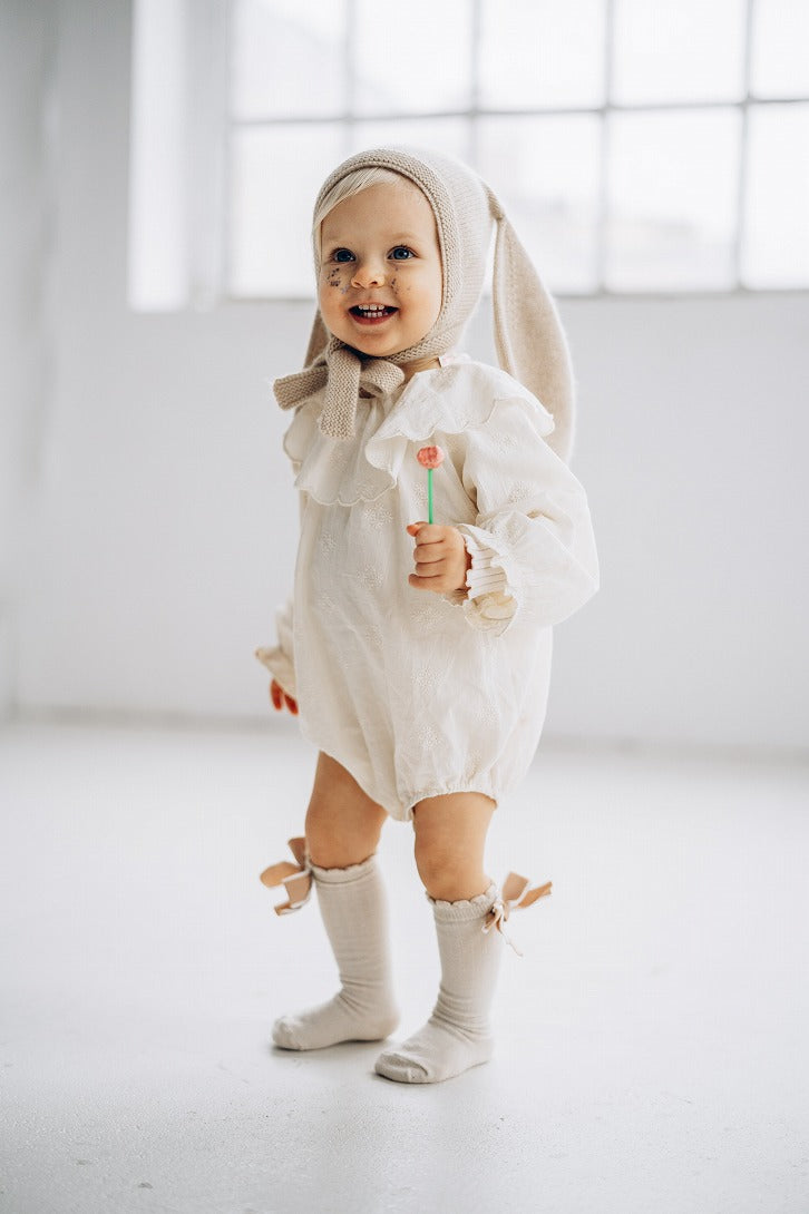 【Bambolina】Bunny Eeyore cashmere hat white almond バニーイーヨーカシミアハット 6-12m,2-3y  | Coucoubebe/ククベベ