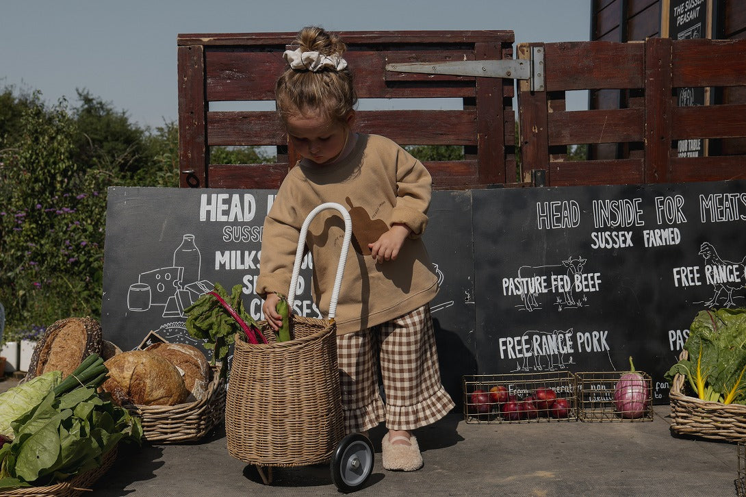 【organic zoo】Pear Slogan Sweatshirt スウェット 6-12M,1-2Y,2-3Y,3-4Y,4-5Y  | Coucoubebe/ククベベ