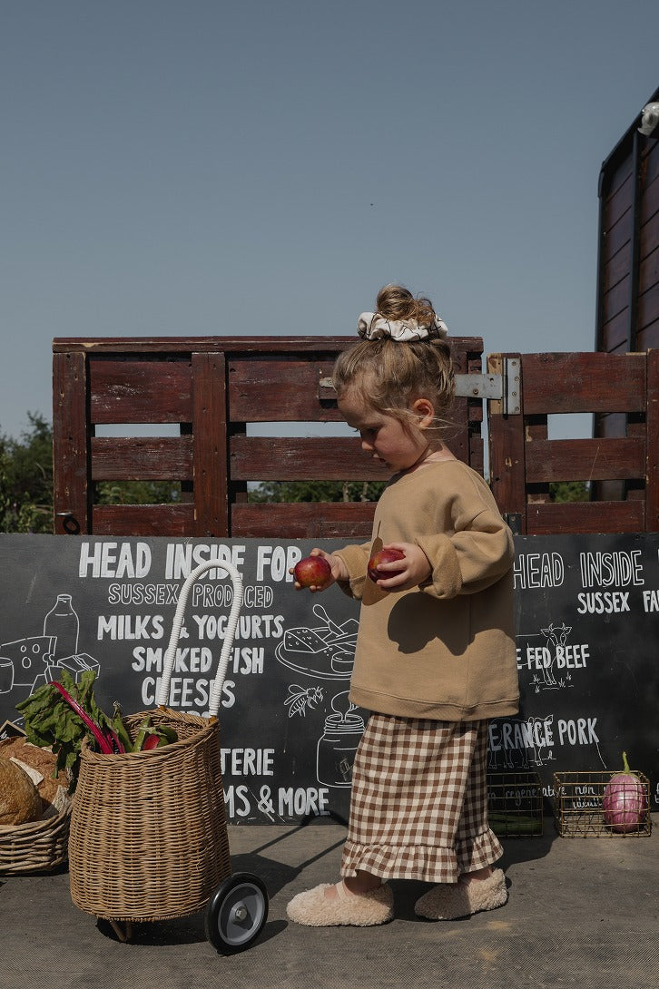 【organic zoo】Pear Slogan Sweatshirt スウェット 6-12M,1-2Y,2-3Y,3-4Y,4-5Y  | Coucoubebe/ククベベ