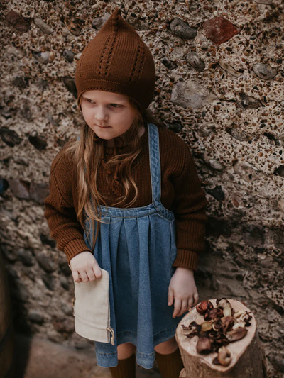 【THE SIMPLE FOLK】The Oversized Denim Pinafore light denim ピナフォア 12-18m,18-24m,2-3y,3-4y（Sub Image-7） | Coucoubebe/ククベベ
