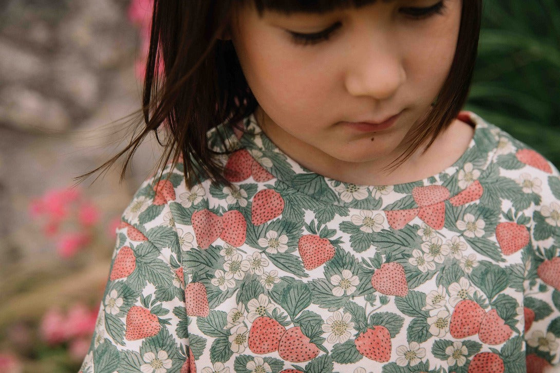 【STUDIO BOHEME】TSHIRT ESSENTIAL STRAWBERRY Tシャツ 12m,18m,24m,36m,4y  | Coucoubebe/ククベベ