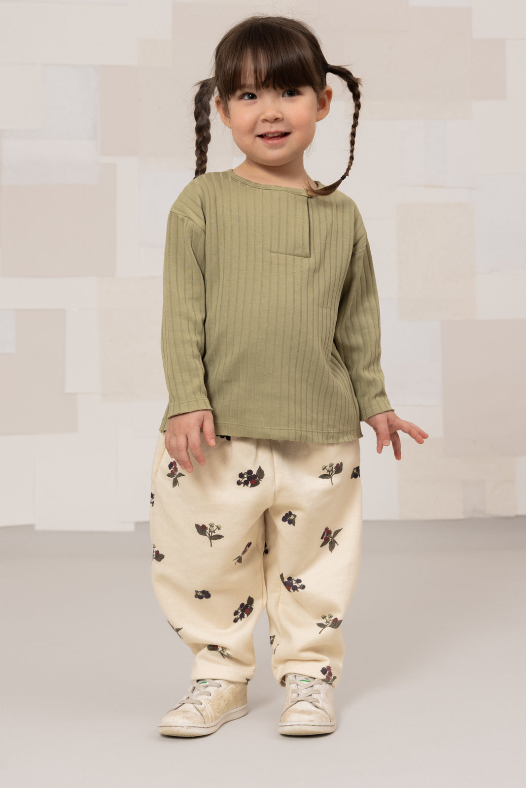 【STUDIO BOHEME】CARROT PANTS ECRU/BLACKBERRIES パンツ 12m,18m,24m,36m  | Coucoubebe/ククベベ