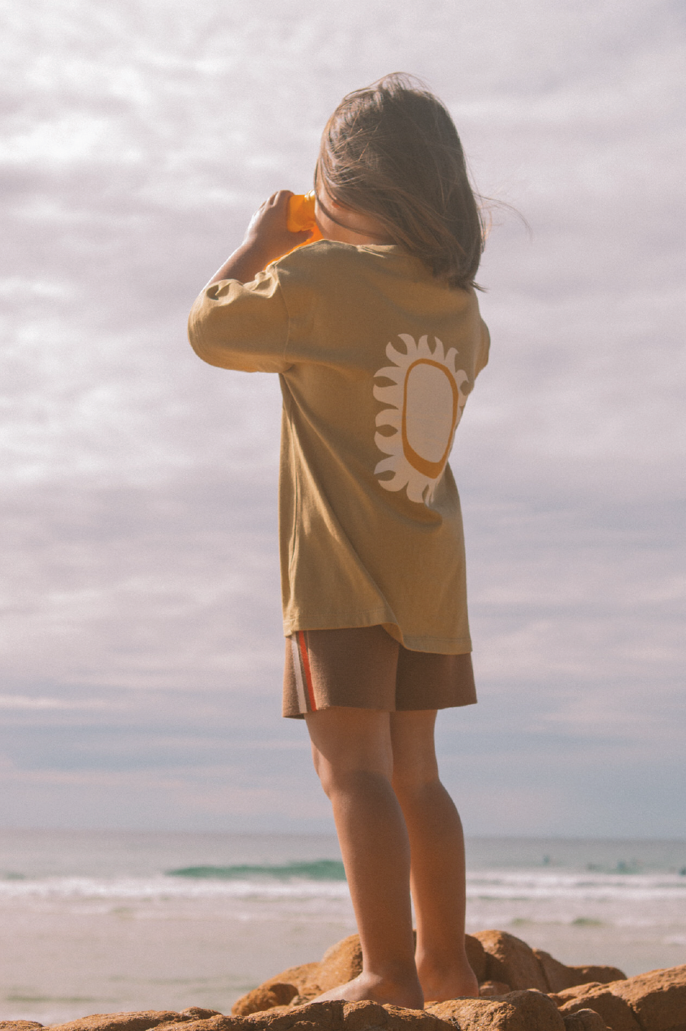 【GROWN】Organic Sunshine Tee Mustard Tシャツ 12-18m,18-24m,2-3y,3-4y  | Coucoubebe/ククベベ