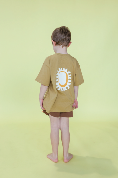【GROWN】Organic Sunshine Tee Mustard Tシャツ 12-18m,18-24m,2-3y,3-4y（Sub Image-5） | Coucoubebe/ククベベ