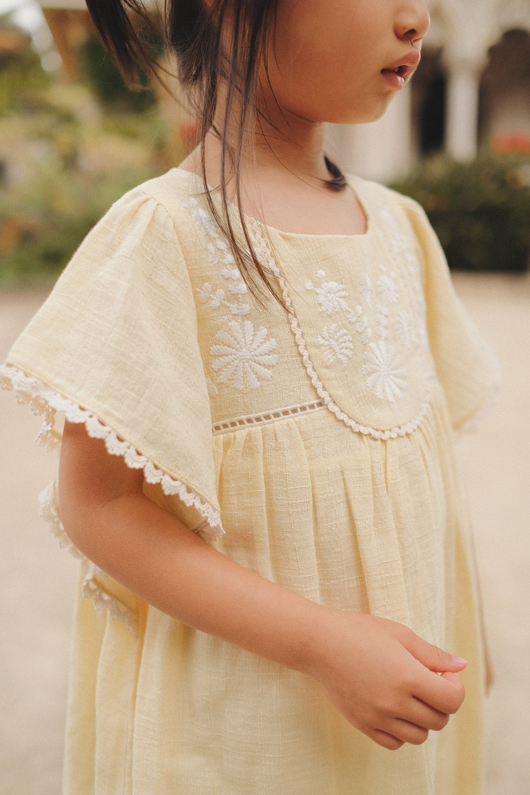 【LOUISE MISHA】【40％off】DRESS JOHANNA VANILLA　刺繍ワンピース  | Coucoubebe/ククベベ